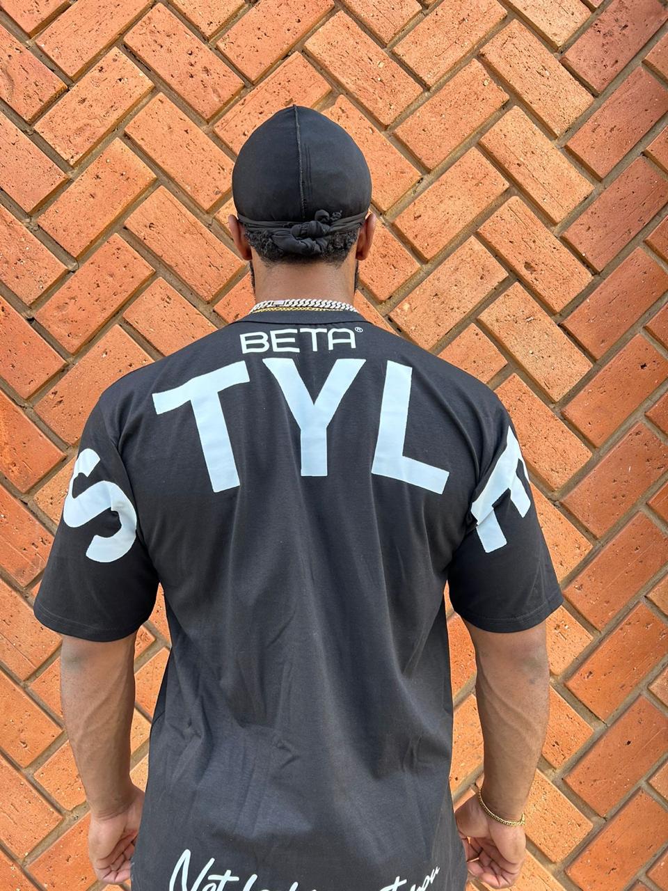 Camiseta Oversized Streetwear Beta Style Not Looking At You