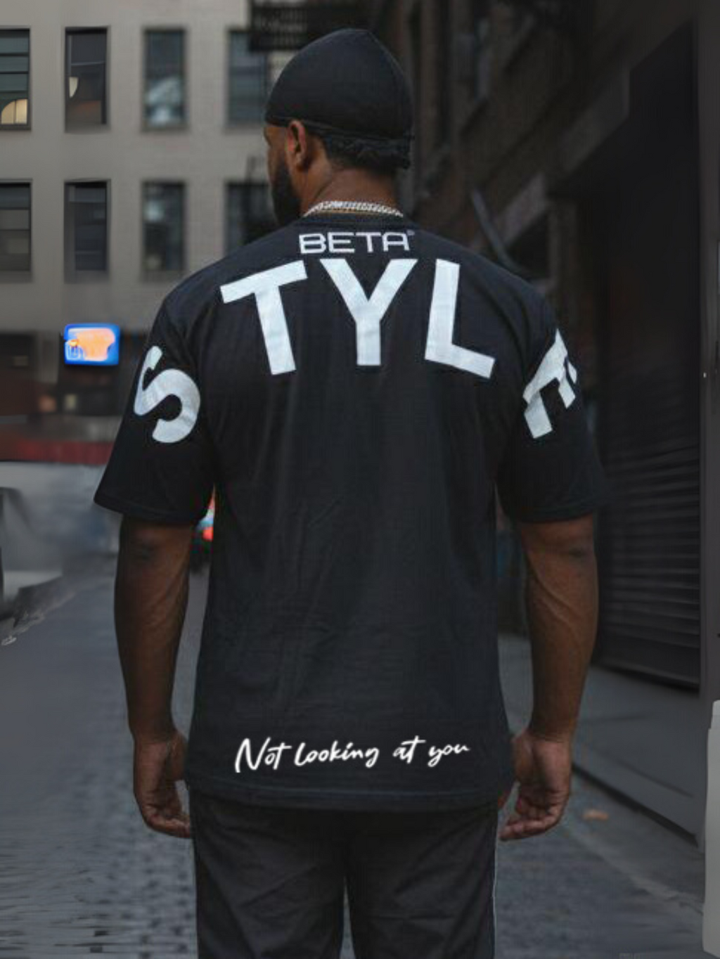 Camiseta Oversized Streetwear Beta Style Not Looking At You